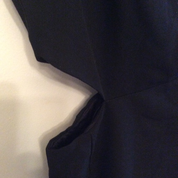 Forever 21  Stretch Cutout Bodycon Lil Black Dress - Picture 4 of 8